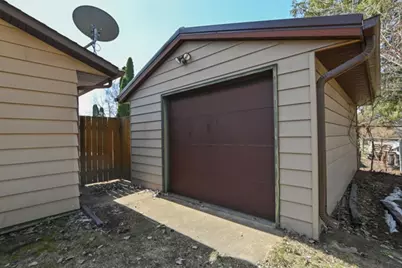 1024 Edgewood Drive, Green Bay, WI 54311 - Photo 26