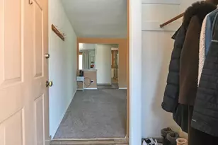 1024 Edgewood Dr, Green Bay, WI 54311 - Photo 4