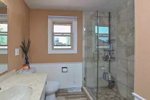 1024 Edgewood Dr, Green Bay, WI 54311 - Photo 6