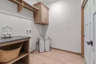 2514 Beasle Ct, De Pere, WI 54115 - Photo 12