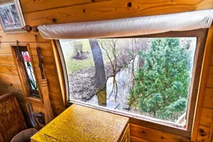 1305 Orchard Ct, Neenah, WI 54956 - Photo 6