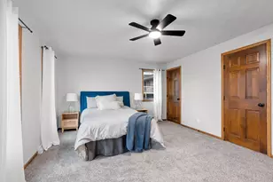 1236 Meadowview Dr, Menasha, WI 54952 - Photo 10