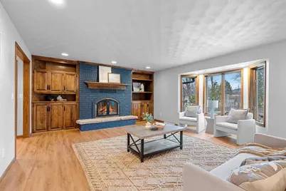 1236 Meadowview Drive, Menasha, WI 54952 - Photo 4