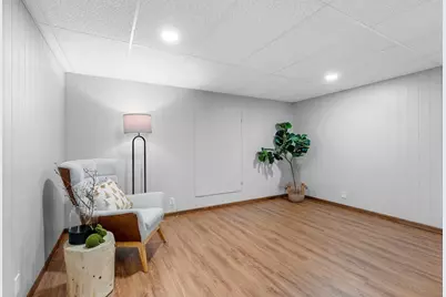 1236 Meadowview Drive, Menasha, WI 54952 - Photo 18