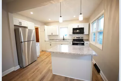 436 N Madison Street, Chilton, WI 53014 - Photo 2