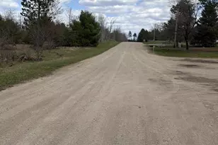 W11443 1st St, Crivitz, WI 54114 - Photo 34