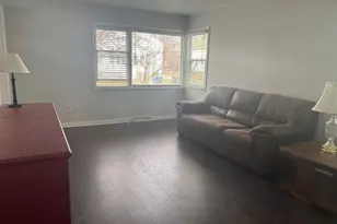 919 Bismarck Ave, Oshkosh, WI 54902 - Photo 10