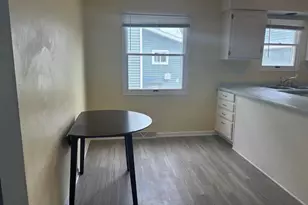 919 Bismarck Ave, Oshkosh, WI 54902 - Photo 12