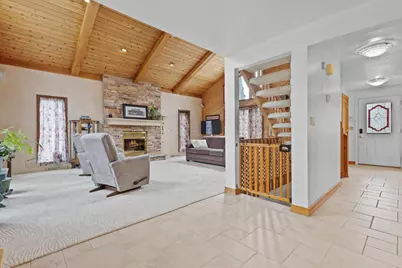 209 E Trillium Circle, Green Bay, WI 54313 - Photo 10