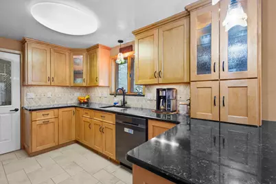 209 E Trillium Circle, Green Bay, WI 54313 - Photo 14