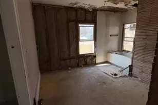 10 E Gruenwald Ave, Oshkosh, WI 54901 - Photo 6