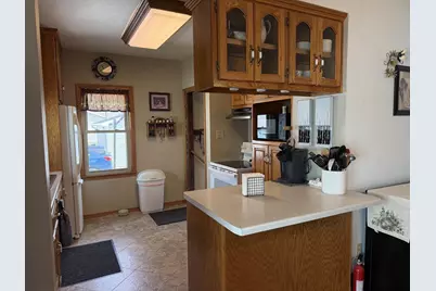 1046 Dousman Street, Green Bay, WI 54303 - Photo 32