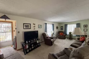 2113 17th Ave, Menominee, MI 49858 - Photo 4