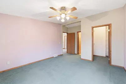 5235 Chesapeake Court, Oshkosh, WI 54901 - Photo 14