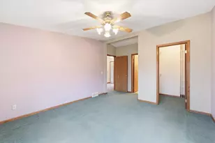 5235 Chesapeake Ct, Oshkosh, WI 54901 - Photo 14