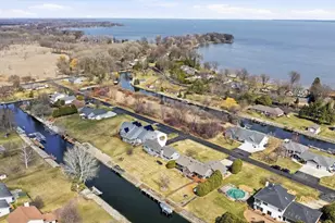 5235 Chesapeake Ct, Oshkosh, WI 54901 - Photo 36
