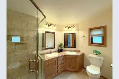 5235 Chesapeake Court, Oshkosh, WI 54901 - Photo 16