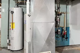 741 Parkview Rd, Green Bay, WI 54304 - Photo 24