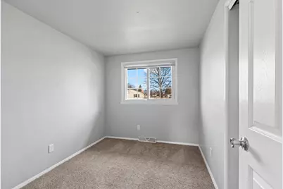 1914 Lilac Lane, Green Bay, WI 54302 - Photo 16