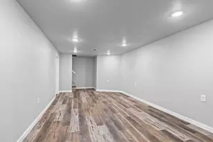 1914 Lilac Ln, Green Bay, WI 54302 - Photo 22