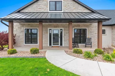 532 Royal St Pats Drive, Wrightstown, WI 54180 - Photo 2