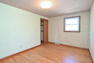 1321 Wiesner St, Green Bay, WI 54304 - Photo 30