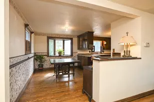 1321 Wiesner St, Green Bay, WI 54304 - Photo 8