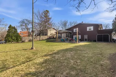 909 Brookwood Court, Oshkosh, WI 54902 - Photo 30