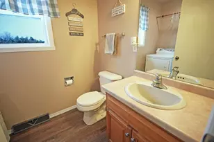 508 Highland Meadow Trail, Pulaski, WI 54162 - Photo 10