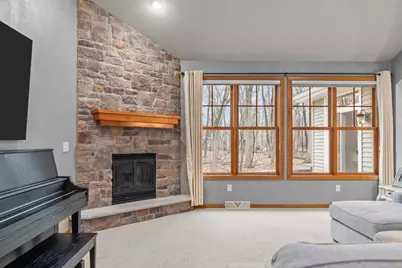 4231 Westview Lane, Oshkosh, WI 54904 - Photo 16