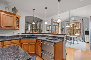 4231 Westview Ln, Oshkosh, WI 54904 - Photo 10