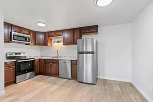 2130 Elm View Dr, Ashwaubenon, WI 54304 - Photo 6