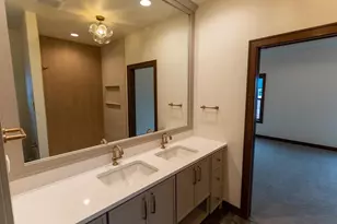 N8841 Galway Ln, Menasha, WI 54952 - Photo 18