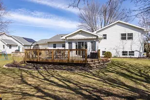 2435 Kaitlynn Ct, Oshkosh, WI 54901 - Photo 38