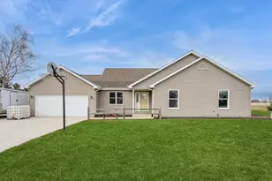 N8425 Meadowlark Rd, Sheboygan, WI 53083 - Photo 24