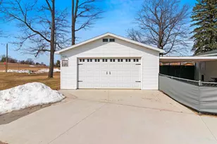 W5184 Shady Ln, Shawano, WI 54166 - Photo 8