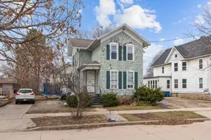 709 Franklin St, Oshkosh, WI 54901 - Photo 1