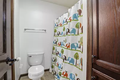 N9005 Blackoak Street, Menasha, WI 54952 - Photo 34