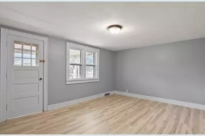 115 N Clay Street, Green Bay, WI 54301 - Photo 18