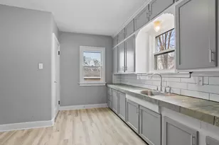 115 N Clay St, Green Bay, WI 54301 - Photo 8