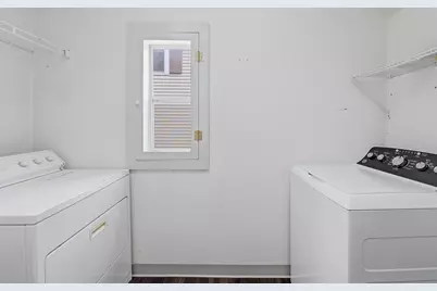 120 E Arndt Street, Fond du Lac, WI 54935 - Photo 4