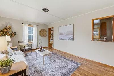 149 W 23rd Avenue, Oshkosh, WI 54902 - Photo 4