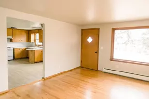 1457 Bond St, Green Bay, WI 54303 - Photo 4