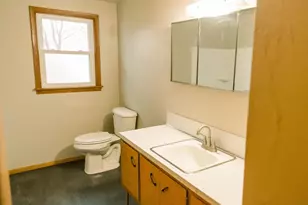 1457 Bond St, Green Bay, WI 54303 - Photo 20