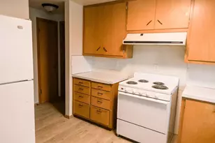 1457 Bond St, Green Bay, WI 54303 - Photo 10