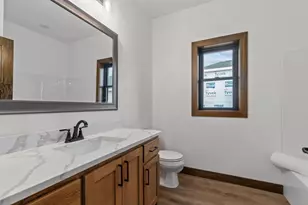 N9265 Anton St, Appleton, WI 54915 - Photo 32