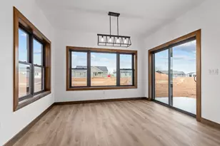 N9265 Anton St, Appleton, WI 54915 - Photo 12