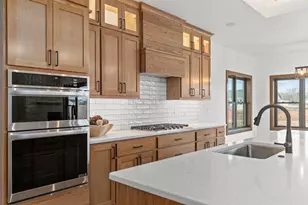 N9265 Anton St, Appleton, WI 54915 - Photo 10