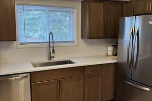 1320 Sheboygan St, Oshkosh, WI 54904 - Photo 8