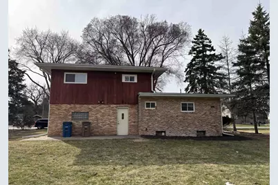 1320 Sheboygan Street, Oshkosh, WI 54904 - Photo 2